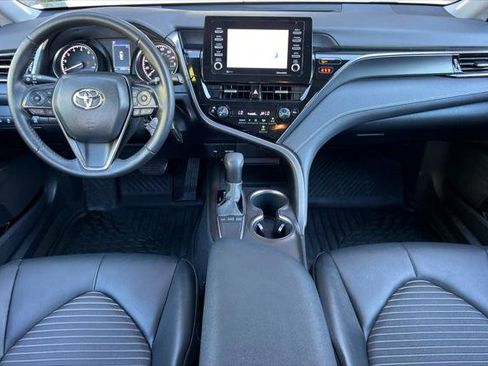 Certified 2023 Toyota Camry SE FWD image 3