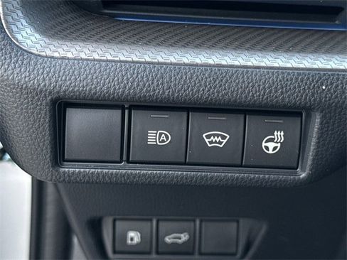 Used 2025 Toyota Prius Limited image 23