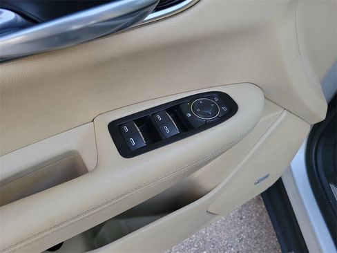 Used 2019 Cadillac XT5 FWD image 15