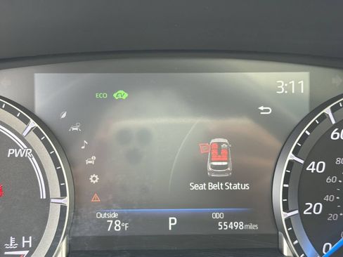 Used 2023 Toyota Highlander XLE AWD/4WD image 29