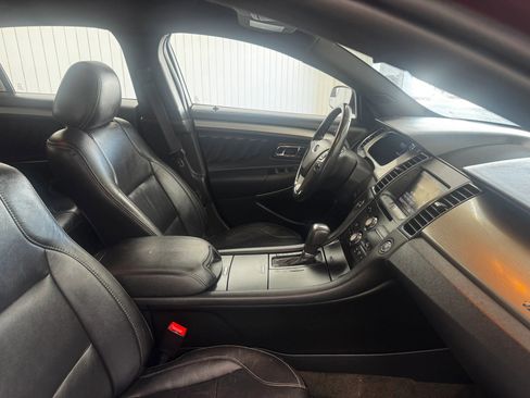 Used 2013 Ford Taurus SEL image 16