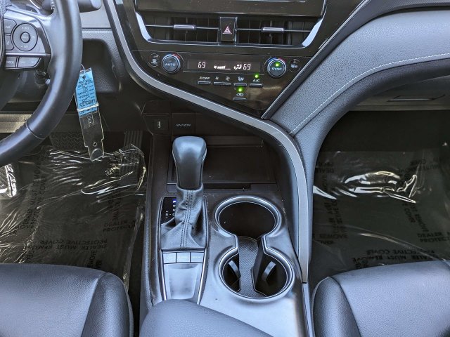 Used 2023 Toyota Camry SE FWD image 18