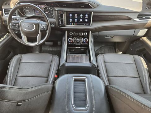 Used 2021 GMC Yukon XL Denali w/ Denali Ultimate Package RWD image 5