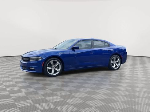 Used 2018 Dodge Charger R/T w/ Beats Audio Group image 4