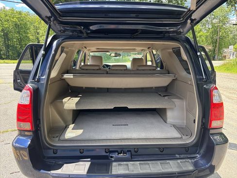 Used 2006 Toyota 4Runner Limited AWD/4WD image 26