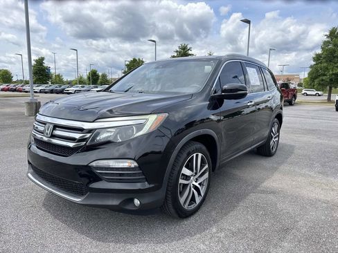 Used 2016 Honda Pilot Touring image 8