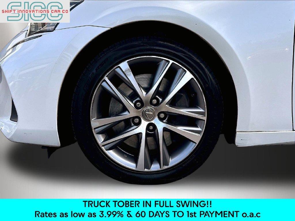 Used 2019 Lexus IS 300 RWD image 35