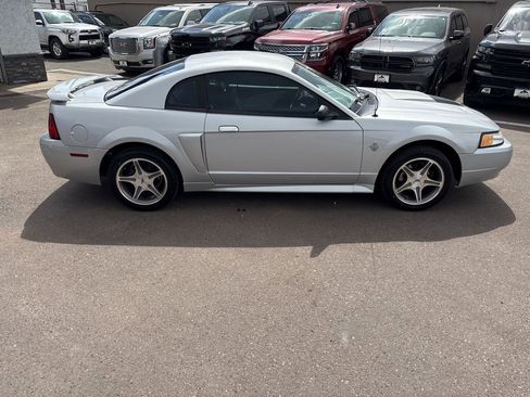 Used 1999 Ford Mustang GT RWD image 7