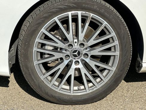 Used 2025 Mercedes-Benz CLA 250 image 43