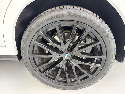 Used 2023 BMW X6 xDrive40i w/ M Sport Package AWD/4WD image 30