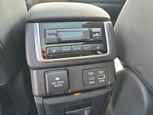 Used 2023 Subaru Ascent Touring AWD/4WD image 18