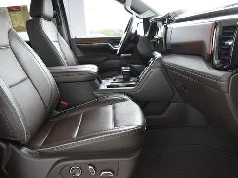 Used 2024 GMC Sierra 1500 Denali AWD/4WD image 5