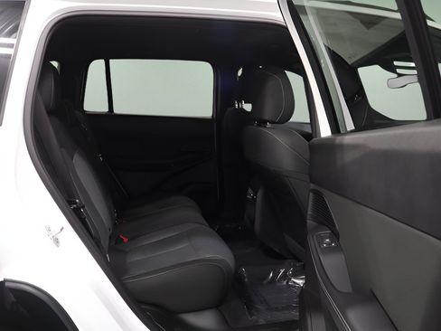 New 2026 Jeep Cherokee Laredo AWD/4WD image 17