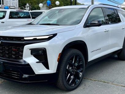 Used 2024 Chevrolet Traverse RS w/ LPO, Floor Liner Package