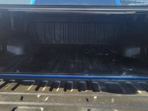Used 2018 Toyota Tundra SR5 w/ SR5 Upgrade Package AWD/4WD image 12