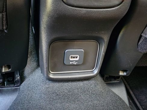 Used 2020 Jeep Compass Latitude AWD/4WD image 31