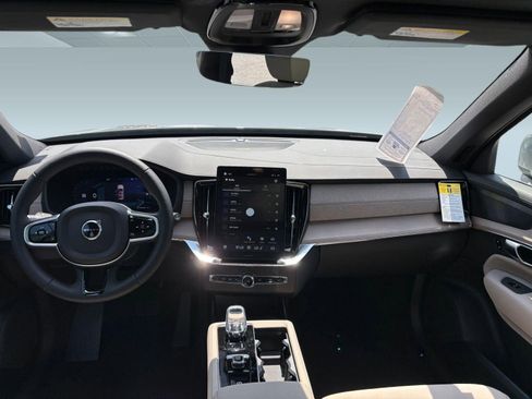 New 2026 Volvo XC90 B6 Plus w/ Protection Package image 15