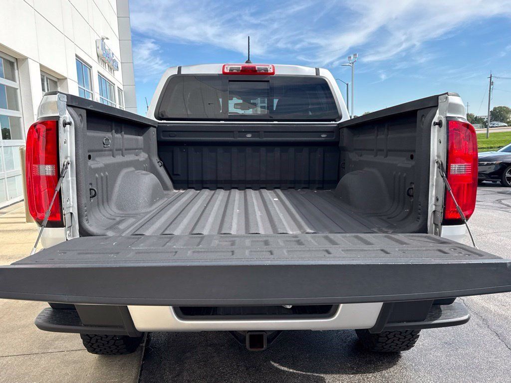Used 2016 Chevrolet Colorado Z71 AWD/4WD image 5