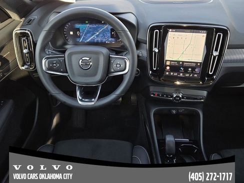 Certified 2023 Volvo XC40 B5 Plus w/ Driver Assist Package AWD/4WD image 26