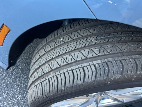 Used 2025 Ford Mustang GT Premium RWD image 33