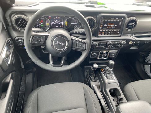 Certified 2023 Jeep Wrangler Unlimited w/ Sun & Screen Package image 20