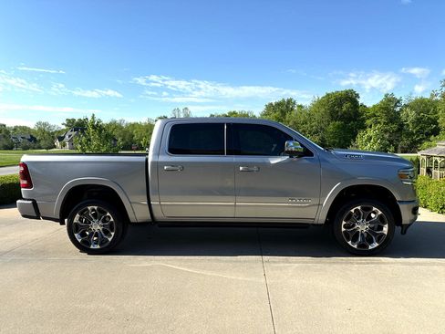 Used 2022 RAM 1500 Limited w/ Body Color Bumper Group image 6