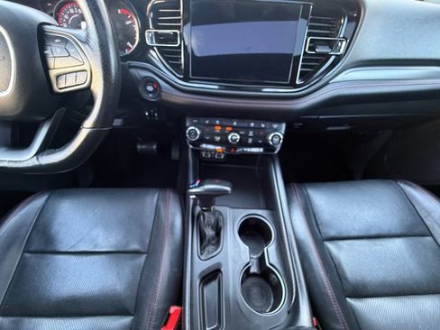 Used 2023 Dodge Durango GT AWD/4WD image 3