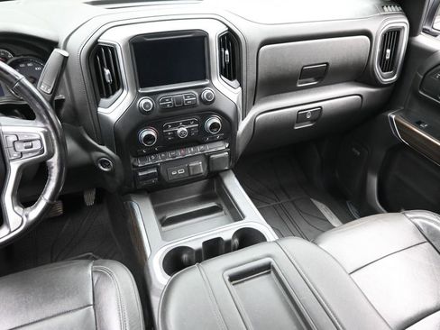 Used 2019 Chevrolet Silverado 1500 RST AWD/4WD image 15