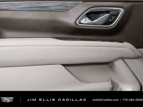 Used 2023 GMC Yukon SLT RWD image 6