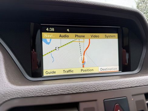 Used 2011 Mercedes-Benz E 550 Coupe image 14