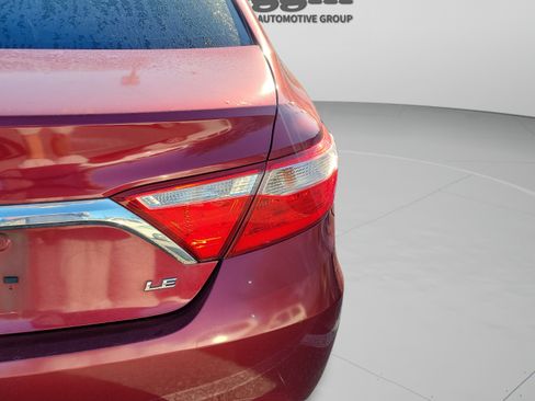 Used 2016 Toyota Camry LE FWD image 19