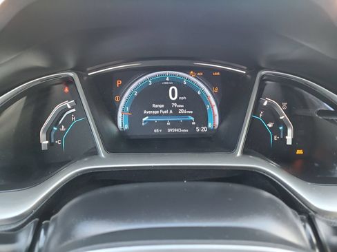 Used 2016 Honda Civic Touring image 18
