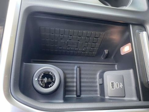 New 2025 Ford Expedition Max Active image 20