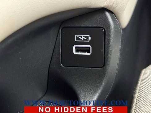 Used 2023 Honda HR-V LX image 36