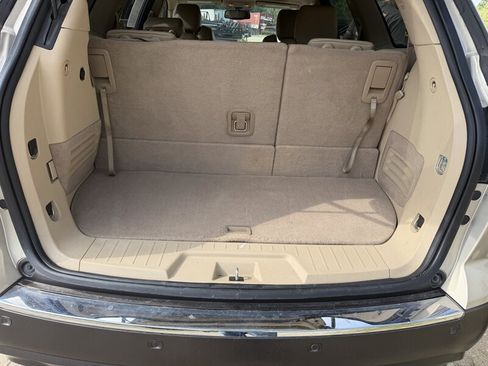 Used 2012 Buick Enclave Leather AWD/4WD image 39