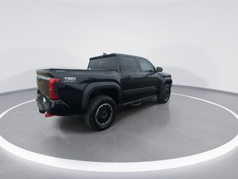 Used 2025 Toyota Tacoma TRD Sport AWD/4WD image 8