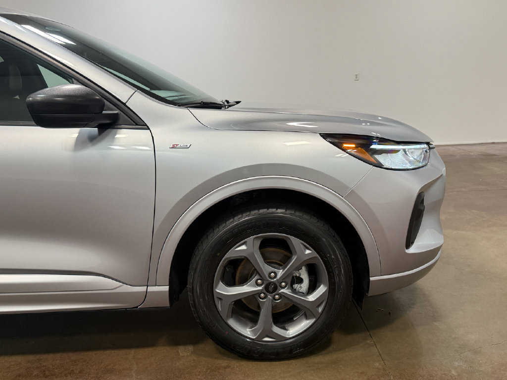 Used 2024 Ford Escape ST-Line AWD/4WD image 31