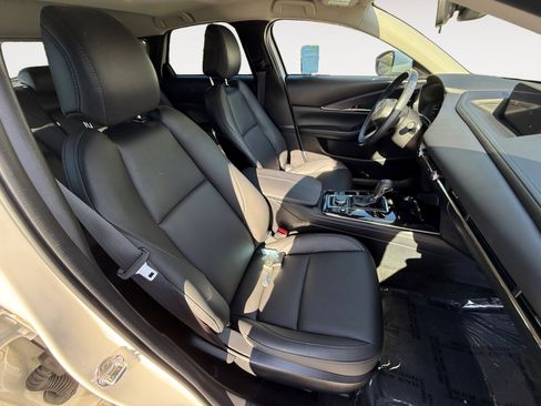 Certified 2024 MAZDA CX-30 AWD 2.5 S w/ Preferred Package image 19