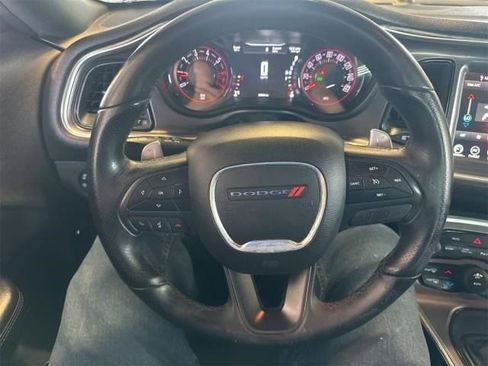 Used 2017 Dodge Challenger R/T w/ Driver Convenience Group image 4