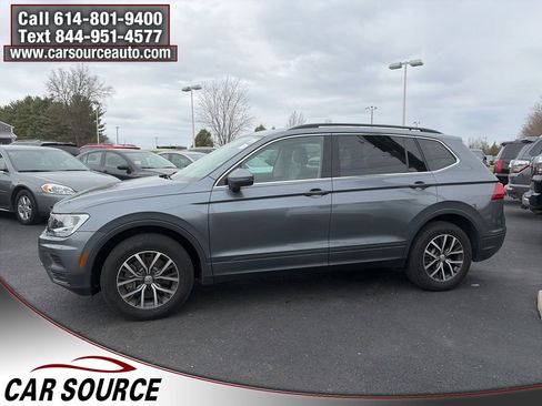 Used 2019 Volkswagen Tiguan SE w/ Panoramic Sunroof Package image 9
