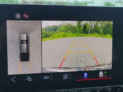 New 2025 GMC Canyon AT4 w/ AT4X Package image 25