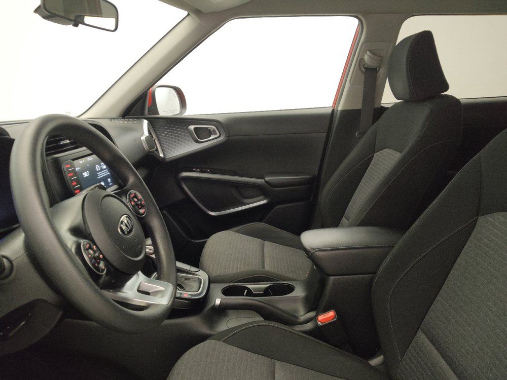 Used 2021 Kia Soul S FWD image 17
