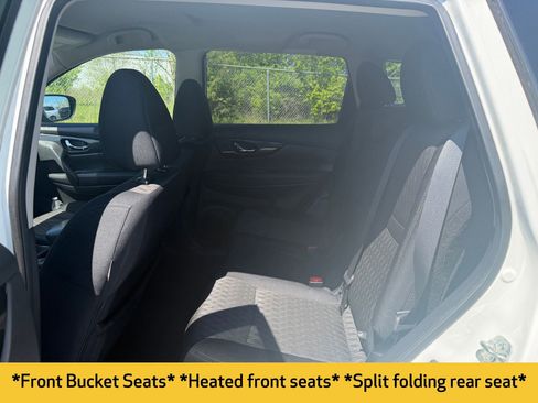 Used 2018 Nissan Rogue SV w/ Premium Package FWD image 9
