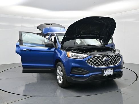 Used 2024 Ford Edge SE image 24