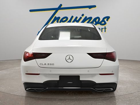 Used 2025 Mercedes-Benz CLA 250 image 10