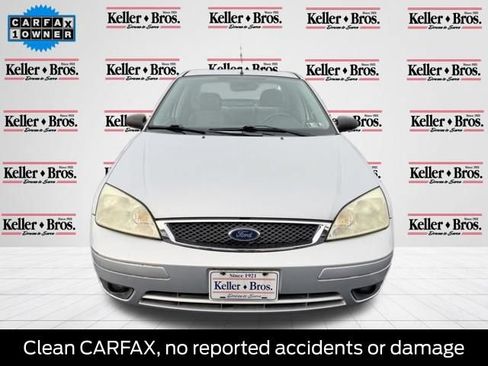 Used 2007 Ford Focus ZX4 Sedan FWD image 2