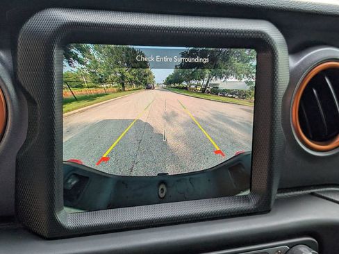 Used 2022 Jeep Gladiator Mojave AWD/4WD image 28