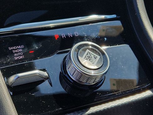 New 2026 Jeep Grand Cherokee Limited image 11