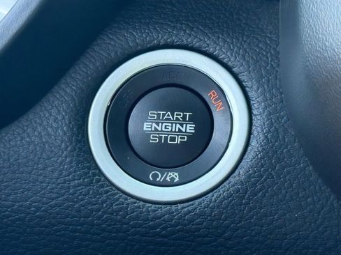 Used 2019 RAM 1500 Big Horn AWD/4WD image 19