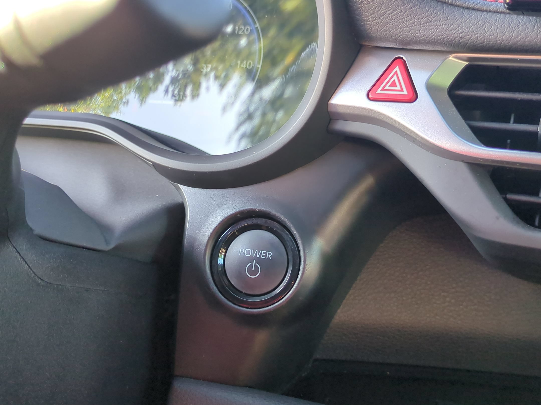 Used 2025 Toyota Sienna XSE FWD image 26